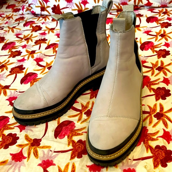 Toms Chelsea boot - Picture 1 of 4
